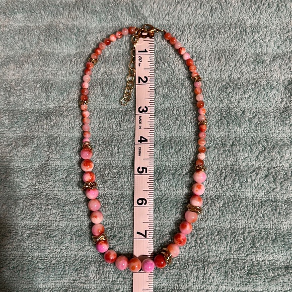 Source Unknown Accessories - Women’s Necklace, Bracelet and Matching Earrings.